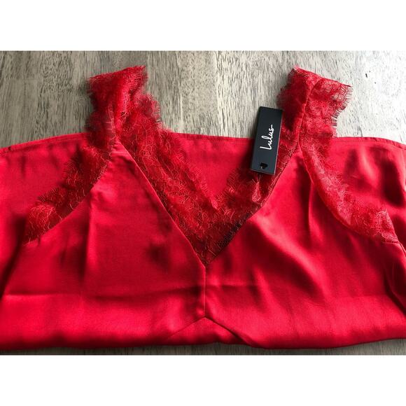 Lulu's Red Flirty Eyelash Lace Trim Cami Top - M - Picture 6 of 6